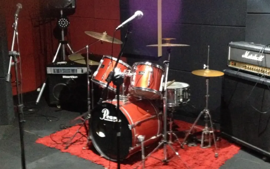 Descubra o Segredo dos Acordes Aumentados e Transforme Sua Música